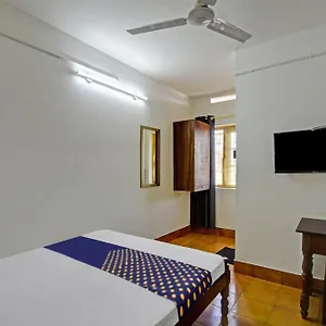 Spot On Vinayaka Tourist Kozhikode